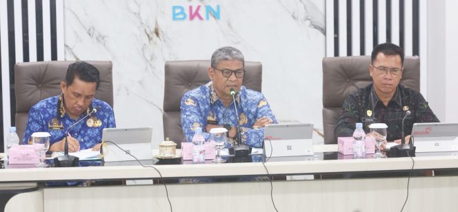 
					Bupati Kepulauan Anambas, Aneng saat berkunjung ke Badan Kepegawaian Negara, Jum'at (13/2/2026).