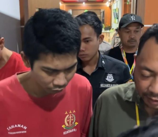 
					Mr. Pong Bongkar Dua Nama Kapten dan Struktur Komando di Kapal