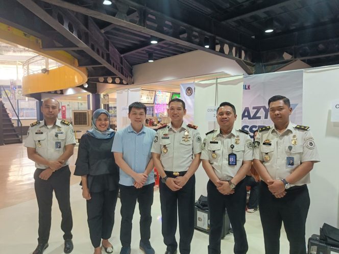 
					Hari Kartini 2026, Imigrasi Batam Buka Layanan Eazy Passport Dua Hari