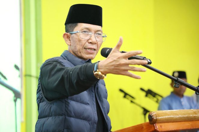 
					Wali Kota Batam, Amsakar Achmad. 