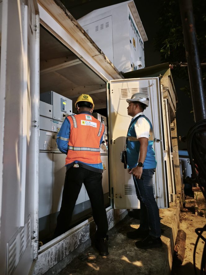 
					Gerak Cepat PLN Belakang Padang Pulihkan Listrik yang Sempat Terhenti Akibat Gangguan Kalong