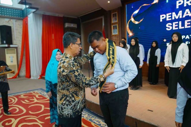 
					Wujudkan Kabupaten Layak Anak, Bupati Karimun Kukuhkan Kepengurusan Forum Anak 2025-2027 dan Sambut Aspirasi “Suara Anak”