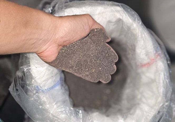
					Satlap Tri Cakti dan Satgas Gabungan Selamatkan Kekayaan Negara Rp 1,8 Miliar dari Upaya Penyelundupan Bijih Timah Ilegal