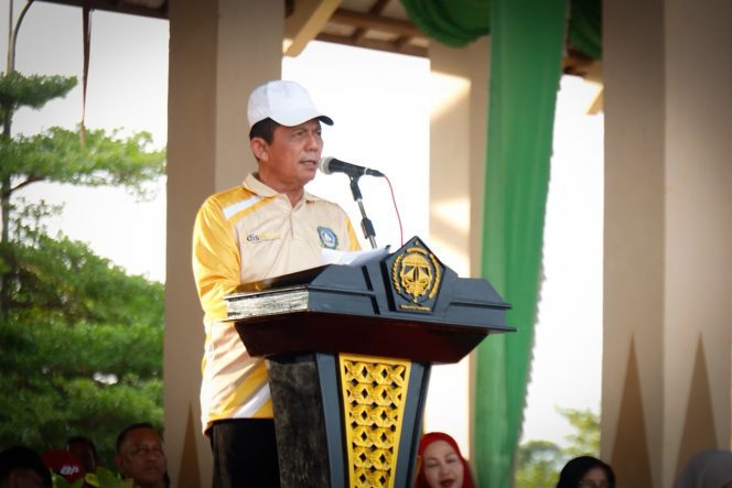 
					Gubernur Kepri Ansar Ahmad memberikan kata sambutan pada pembukaan POPDA X Kepulauan Riau digelar di Coastal Area, Karimun, Kamis (2/7/2026). (DISKOMINFO KARIMUN)