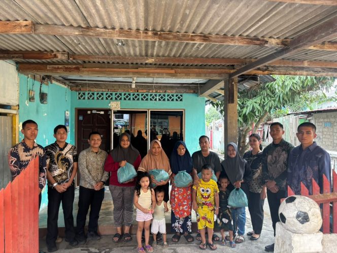 
					Jumat Berkah, Imigrasi Belakang Padang Berbagi Kepedulian kepada Masyarakat