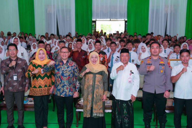 
					193 Prestasi Nasional dan Internasional, bukti potensi pelajar Jombang Kabupaten Jombang terus berkembang