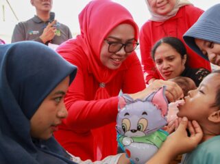 Ketua TP-PKK Batam, Erlita Amsakar, memimpin Pencanangan Intervensi Serentak Pencegahan Stunting di Posyandu Mawar 46, Bengkong Sadai, Jumat (7/8/2026