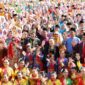 Wali Kota Batam, Amsakar Achmad, dan Wakil Wali Kota Batam, Li Claudia Chandra, bersama peserta didik, belum lama ini. 