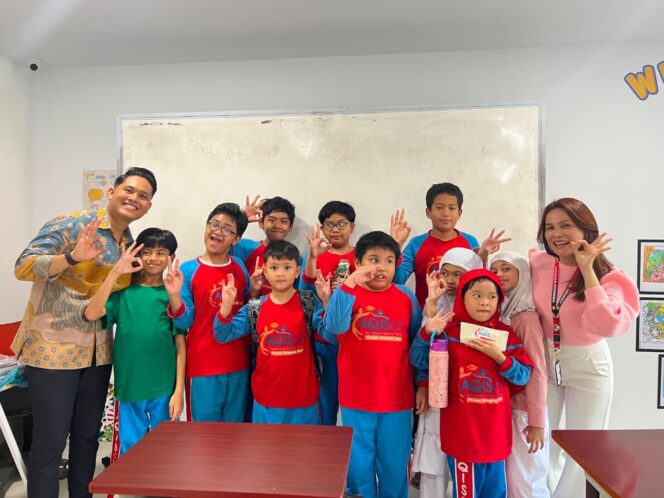 
					Pelatihan Public Speaking Team Ad Hoc Fundraising Perwara Indonesia Di Aqil Global Islamic School