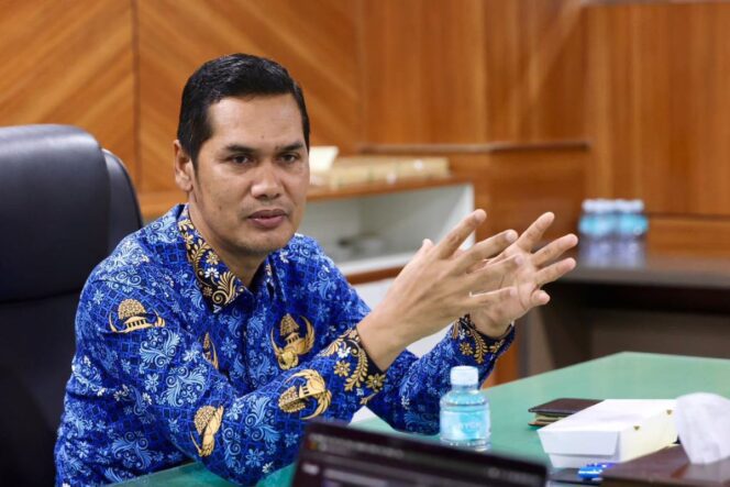 
					Presiden Berhentikan M. Nasir dari Sekda Aceh