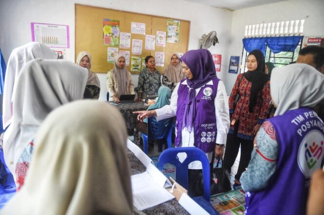 
					Ketua TP PKK Kepri, Dewi Kumalasari Ansar berkunjung ke Posyandu Melati II, Desa Toapaya, Bintan, Kamis (10/9/2026).