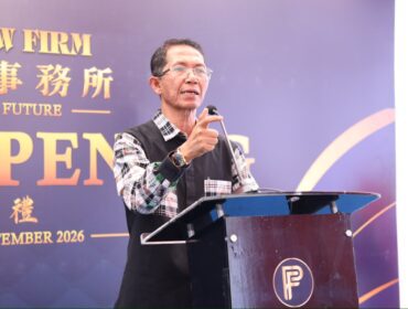 Wali Kota Batam, Amsakar Achmad, menghadiri grand opening Premier Law Firm di Lubuk Baja, Sabtu (26/9/2026). 