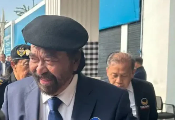 
					Surya Paloh Desak RUU Pemilu Tuntas 2026, Ada Wacana 2 Fraksi Usung Capres