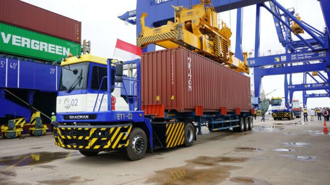
					Kinerja Pelabuhan Batam Tumbuh Solid hingga Agustus 2026: Arus Logistik Menguat, General Cargo Batu Ampar Tembus Target 102%