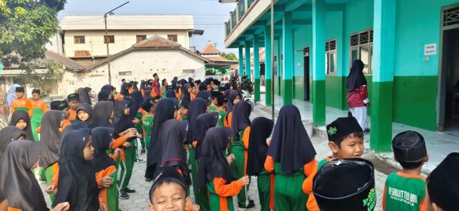 
					Semarak Haornas 2026, MI Sirojut Tholibin Rengaspendawa Tanamkan Semangat Sehat dan Bahagia
