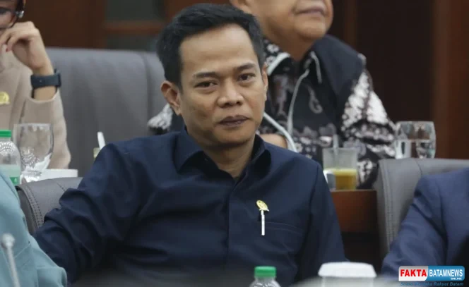 
					Eka Widodo Usulkan Pansus Ijazah Gibran, Pemakzulan Bisa Berlanjut